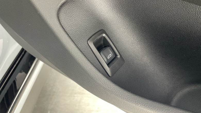 BMW 4 Series M440i xDrive MHT 5dr Step Auto [M Sport Pro Pack] Petrol Hatchback